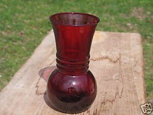 Estate Vintage Anchor Hocking Royal Ruby Depression Glass Vase