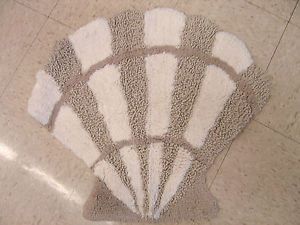 Sea Shell Scalloprd Shaped Bathroom Rug Mat