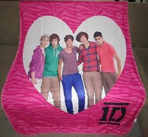 New One Direction 1D Pink Heart Zebra Fleece Throw Gift Blanket Band Harry Liam