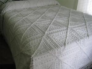Vintage Chenille Bedspread White on White Retrac Excellent