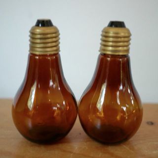 Vintage Mid Century Pop Art Amber Glass Light Bulb Salt Pepper Shaker Set 4 5"