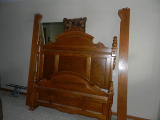 Queen Size Oak Bedroom Set
