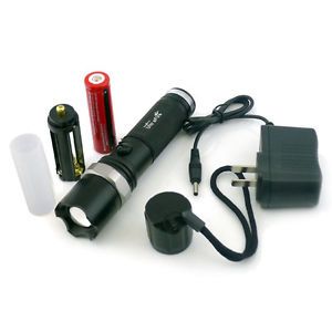 1000 Lumen Zoomable CREE Q5 LED Flashlight Torch Free 18650 Battery with Charger