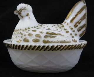 Glass Hen on Nest Covered Dish Chicken WSC Curl Cape White Milk Westmoreland