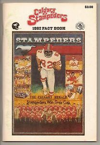 1982 CFL Calgary Stampeders Fact Book Media Guide Near Mint Condition