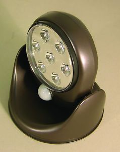 Motion Activated Wireless Auto on 7 LED Security Light 360 Rotating Bronze J6653