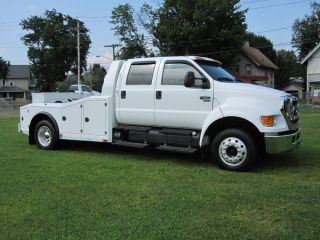 2007 Ford F 650 XLT Crew Cab w Hauler Bed Cat Turbo Diesel Only 56K