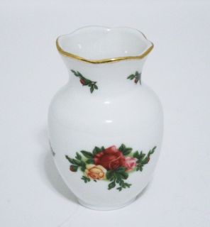 1962 Royal Albert "Old Country Roses" Mini Bud Vase