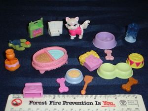 Lot of Littlest Pet Shop Doll House Food and Accessories Cat