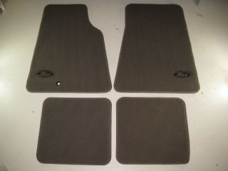 2000 2001 2002 2003 2004 2005 Ford Crown Victoria Carpeted Floor Mats Set of 4