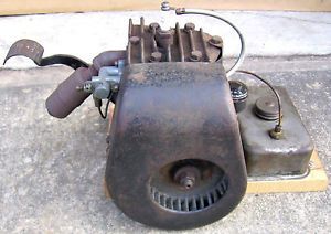 Antique Vintage Briggs Stratton Wm WMB Air Cooled Kick Start Engine Nice