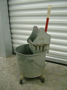 Antique Geerpress Wringer Floor Knight 4 Gallon Galvanized MOP Bucket Michigan
