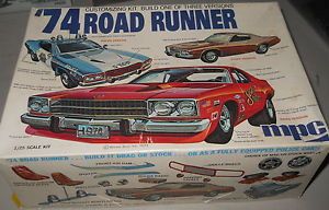 Vintage MPC 1974 Plymouth Road Runner 1 25 Model Car Mountain Kit