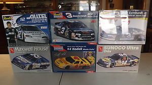 Lot of NASCAR Plastic Opened Model Car Kits 1 24 25 Scale
