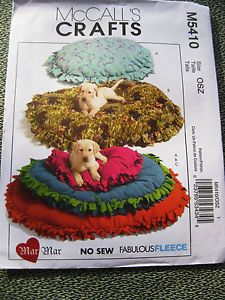 McCall Pattern M5410 No Sew Dog Cat Pet Bed 3 Sizes Use Fleece