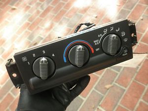 7995 Chevy S10 Blazer 98 99 Temp AC Heat Climate Control Panel Unit Switch