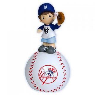 Precious Moments MLB New York Yankees Boy on Baseball Musical Figurine New