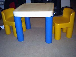 Small Plastic Table and 2 Yellow Chairs for Young Children Pickup Only IL