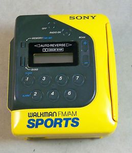 Sony Walkman Sports FM Am Cassette Player Auto Reverse Water Resistant