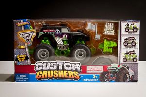 New Hot Wheels Monster Jam Custom Crushers Grave Digger 15 Pcs 100 Combination