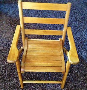 Vintage Wood Wooden Child's Folding Chair Paris Mfg Co No 046 Maine USA