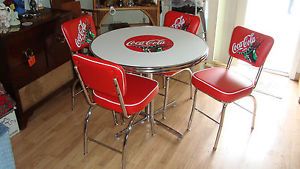 Coke Logo 5 PC Classic Retro Diner Set 36" Round Table w 4 Chairs Never Used