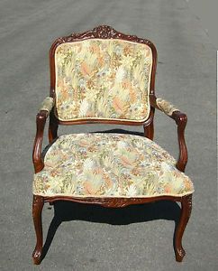 Gorgeous French Provincial Style Accent Arm Chair Tapestry Carved Cabriole Legs