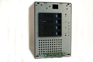Iomega 31811500 StorCenter Pro IX4 100 2TB 4 Drive Bay RAID Storage NAS Server