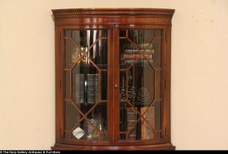 Drexel Travis Court Vintage Curved Glass Corner China Display Cabinet