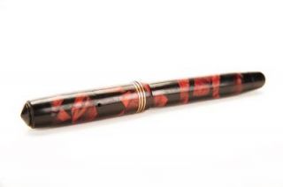 Parker Deluxe Challenger C 1930s Red Black Fountain Pen Without Tip