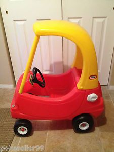 Little Tikes Cozy Coupe Classic Car Kids Ride on Toys Toddler Push Car