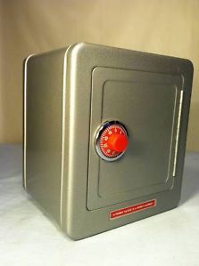 Childrens Toy Metal Safe Bank w Combination Lock and Coin Slot Still Bank