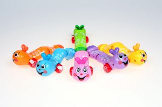 Baby Kids Colorful Inchworm Carpenterworm Twist Forward Movement Clockwork Toy