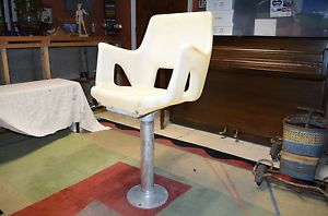 Garelick White Plastic Boat Pilot Chair Seat Shell w Pedestal