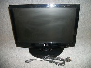 LG 19LG30 19" Digital Video Home Television High Definition HD LCD TV Tested