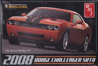 2008 Dodge Challenger SRT8 AMT 1 25th Plastic Model Kit 615