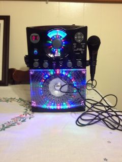 Singing Machine Karaoke Machine Sound and Disco Light System CD G Player