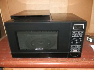 Sunbeam 1.5 cu. ft. Microwave Oven SNM1501RAW 