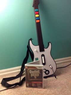 Guitar Hero 5 Bundle Nintendo Wii 2009 Game Guitar Included