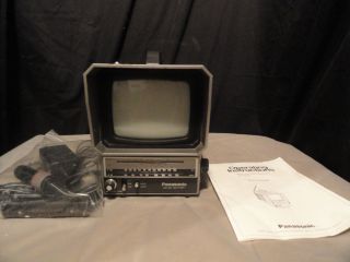 1985 Panasonic Portable TV Am FM Radio Model TR 5046P