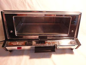 Vintage GE General Electric Deluxe Toast R Oven Toaster Retro Chrome