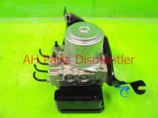 05 06 Acura TL VSA ABS Pump Modulator Accumulator Anti Lock Brake Pump
