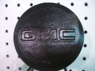 GMC Pickup Truck SUV Interior Steering Wheel Horn Pad Button 17984551