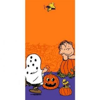 HTB108 Snoopy and the Peanuts Gang 54" x 102" Hallmark Halloween Plastic Table Cover Kitchen & Dining