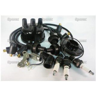FORD TRACTOR COMPLETE TUNE UP KIT 3 CYLlNDER GAS 2000, 2110LCG, 230A, 231, 234, 2600, 2610, 3000, 334, 340, 3400, 340A, 3500, 3550, 3600, 3610, 4000, 4110LCG, 420, 4400, 445, 4500, 4600, 4610, 515, 530A, 531, 535, 540, 540A, 545, 550, 555 
